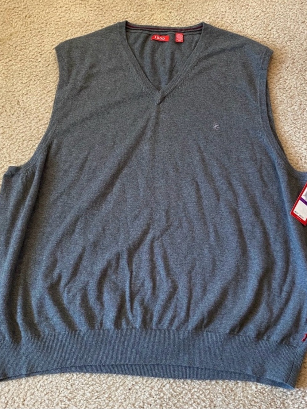 IZOD Men's Gray V-Neck Sweater Vest